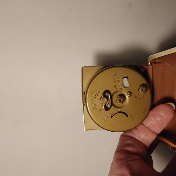 Vintage Westclock Wind up Travel Table top Alarm Clock - Picture 3 of 6